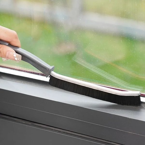 crevice cleaning brush