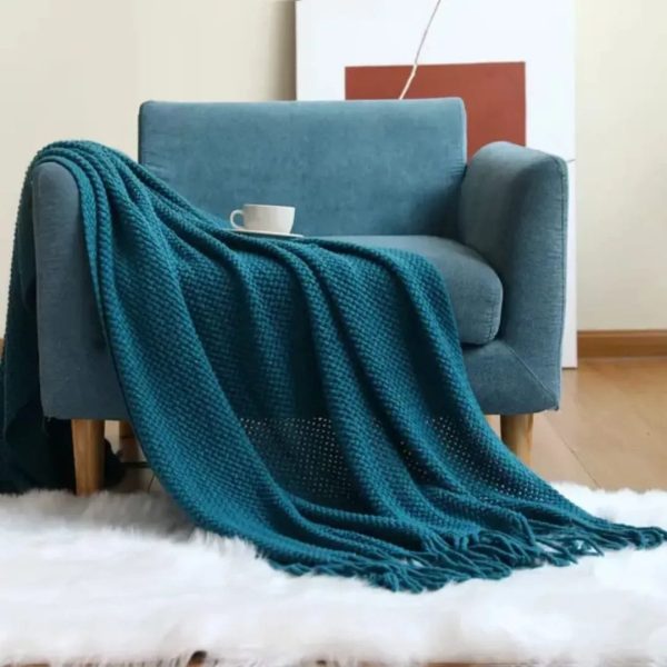 Knitted Fleece Throw Blanket – Ultra Soft, Warm & Stylish Cozy Blanket